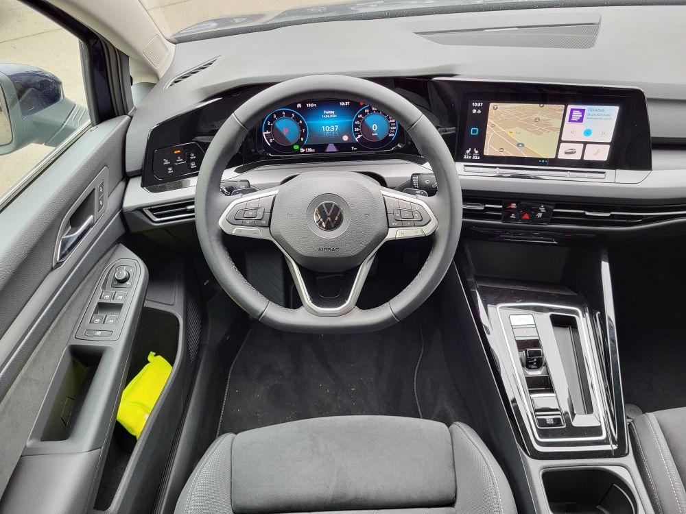 Volkswagen Golf Style Variant