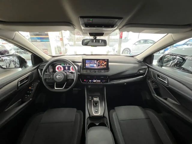 Nissan Qashqai 1.3 Connecta LED+KEYLESS+360°+ACC+VC.