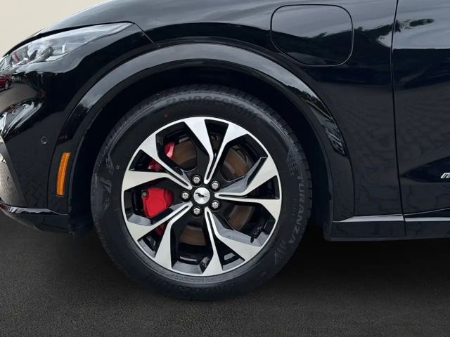 Ford Mustang Mach-E AWD