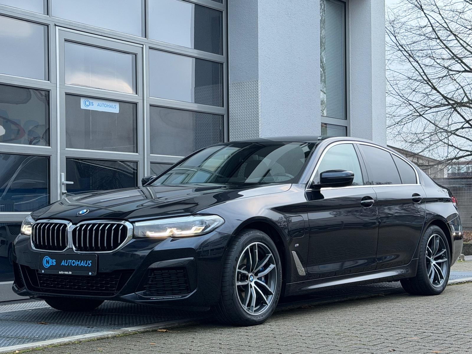 BMW 530 530e M-Sport Sedan