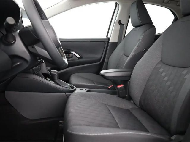 Toyota Yaris Active Hybride