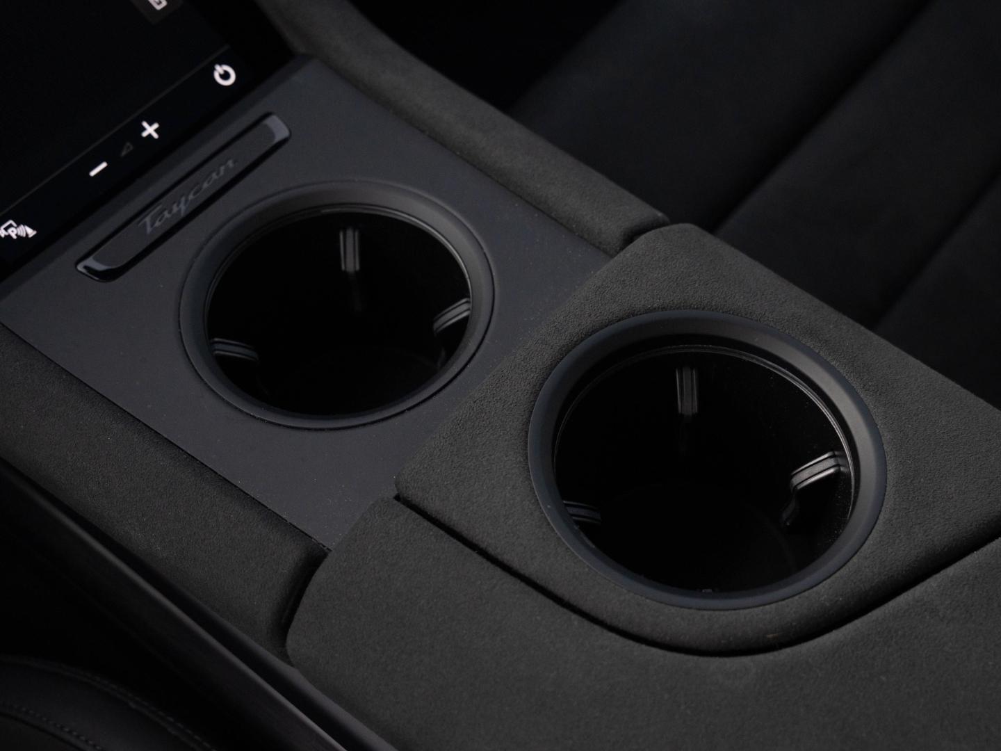 Porsche Taycan GTS Sport Turismo