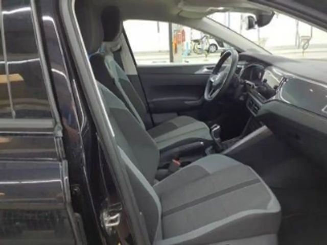 Volkswagen Polo DSG IQ.Drive Style