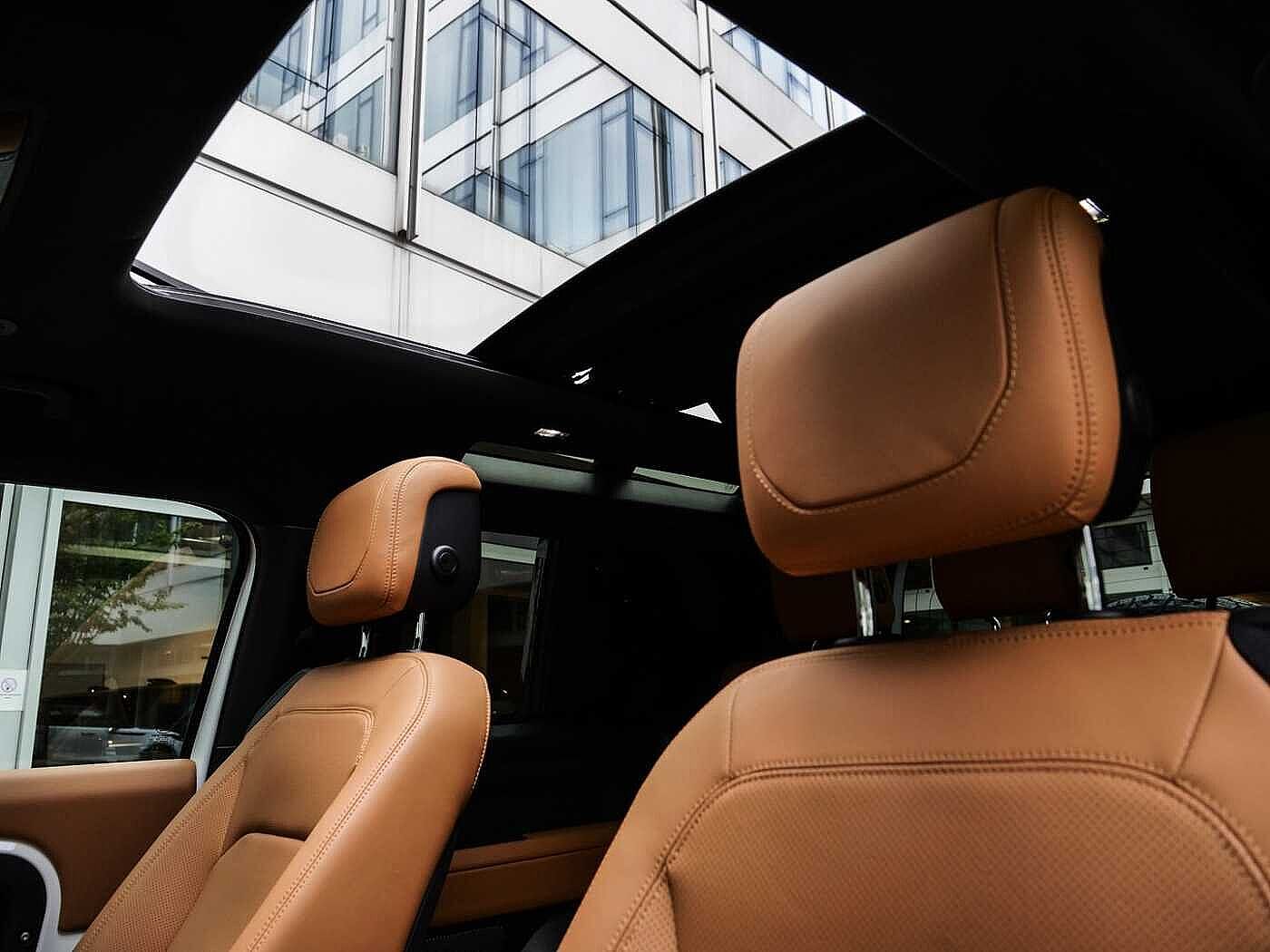 Land Rover Defender 90 SE