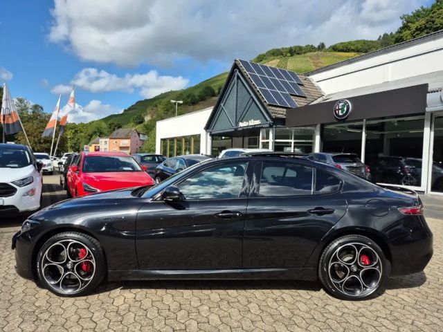 Alfa Romeo Giulia Q4