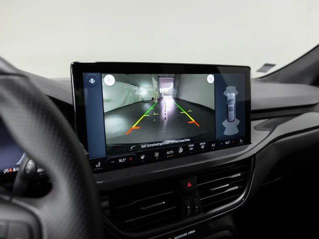 Ford Focus EcoBoost ST Line