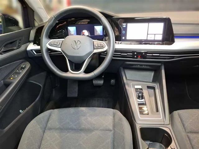 Volkswagen Golf 1.5 eTSI DSG Life