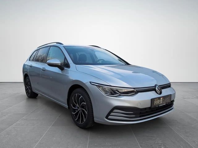 Volkswagen Golf DSG Life Variant