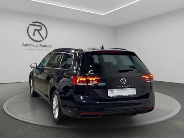Volkswagen Passat 2.0 TDI Business DSG Variant