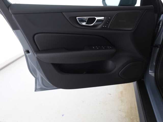 Volvo V60 Cross Country AWD Ultimate