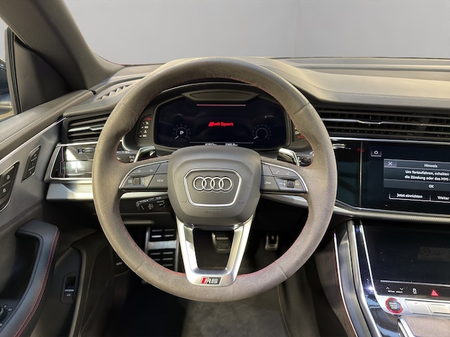 Audi RS Q8 Quattro