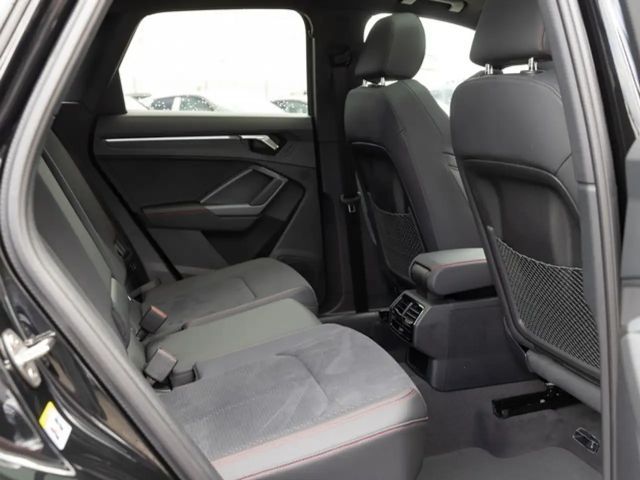 Audi Q3 35 TFSI S-Line