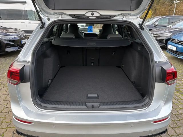 Volkswagen Golf DSG R-Line Variant