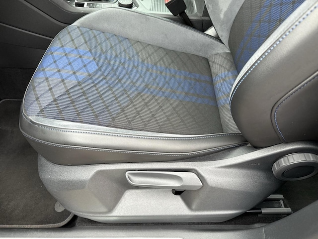 Volkswagen Tiguan R-Perform. - Akrapovic DCC- Fahrwerk