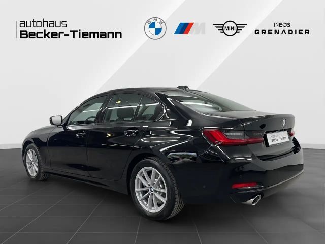 BMW 330 330d Sedan xDrive