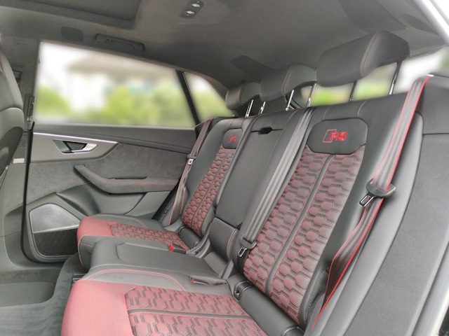 Audi RS Q8 Performance Quattro