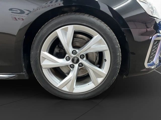 Audi A4 35 TDI S-Line