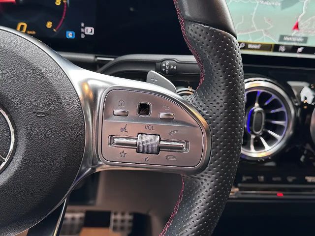 Mercedes-Benz GLA 220 AMG Line GLA 220 d