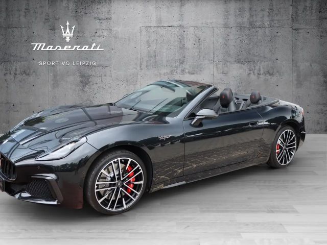 Maserati GranCabrio Trofeo