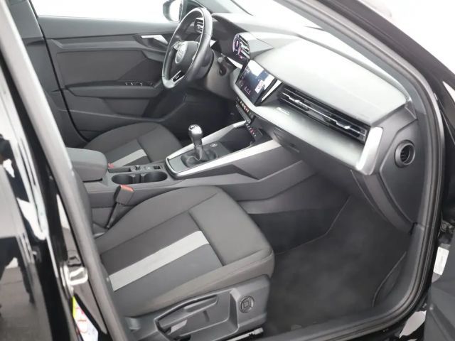 Audi A3 30 TDI Sedan