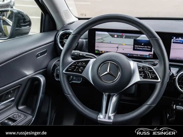 Mercedes-Benz A 180 Progressive