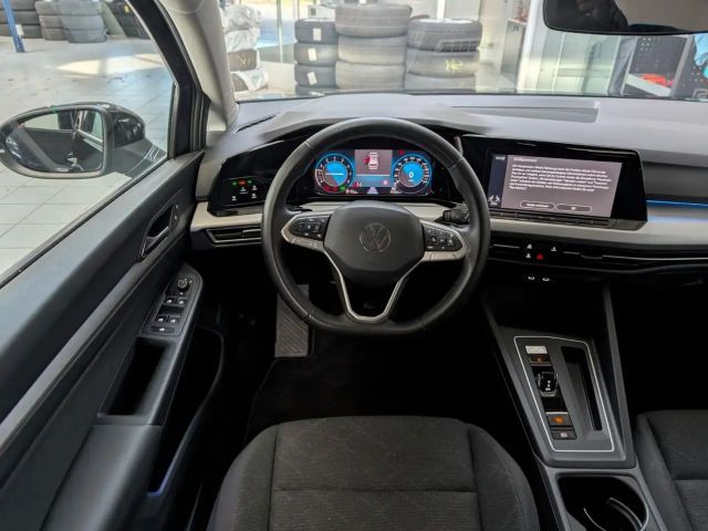 Volkswagen Golf 1.5 eTSI DSG Golf VIII Variant