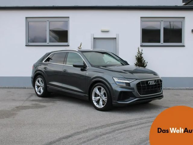 Audi Q8 55 TFSI Hybride Quattro