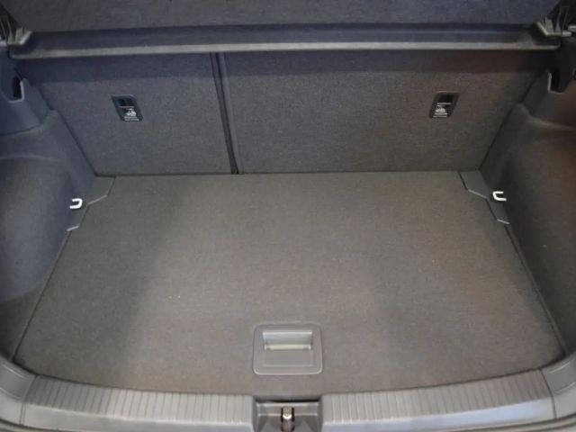 Volkswagen T-Cross 1.0 TSI DSG Style