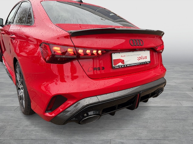 Audi RS3 Quattro S-Tronic Sedan