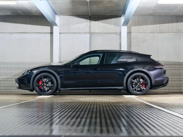 Porsche Taycan 4S Cross Turismo
