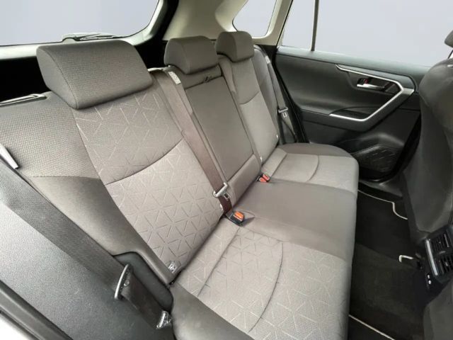 Toyota RAV4 4x2 Hybride Team D