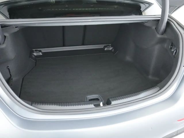 Mercedes-Benz C 300 AMG Line Sedan