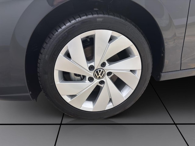 Volkswagen Golf 1.5 eTSI DSG Variant