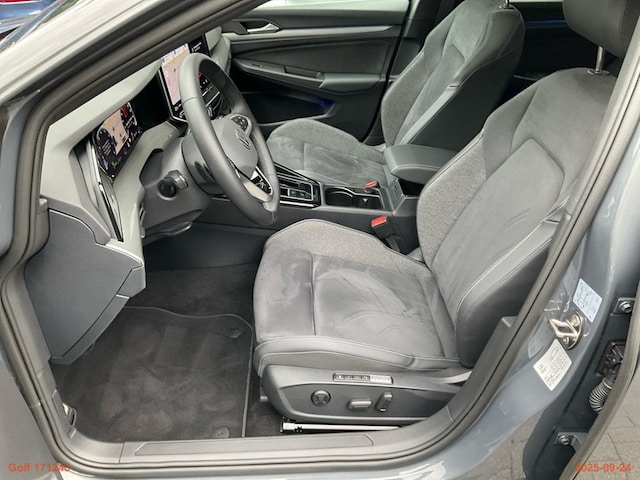 Volkswagen Golf 1.5 eTSI DSG Style