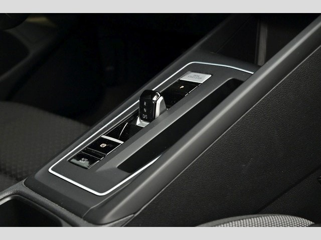 Volkswagen Golf 2.0 TDI DSG Golf VIII