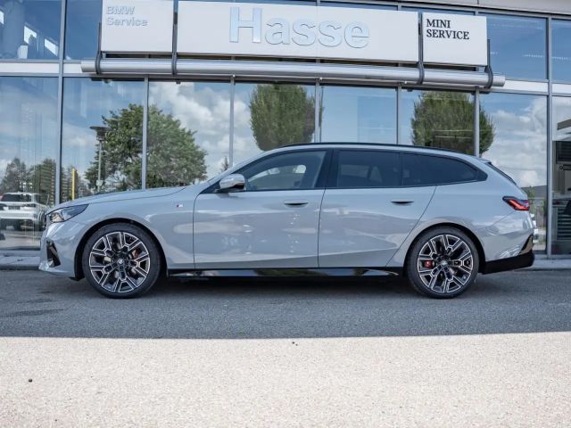 BMW 520 520d M-Sport Touring xDrive