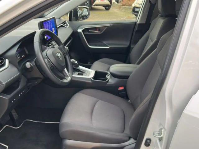 Toyota RAV4 4x2 Hybride Team D