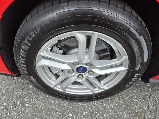 Ford Focus Cool & Connect