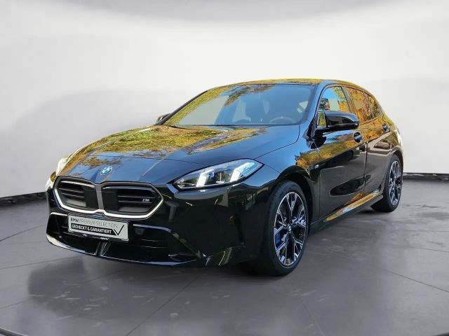 BMW 135 Sedan xDrive