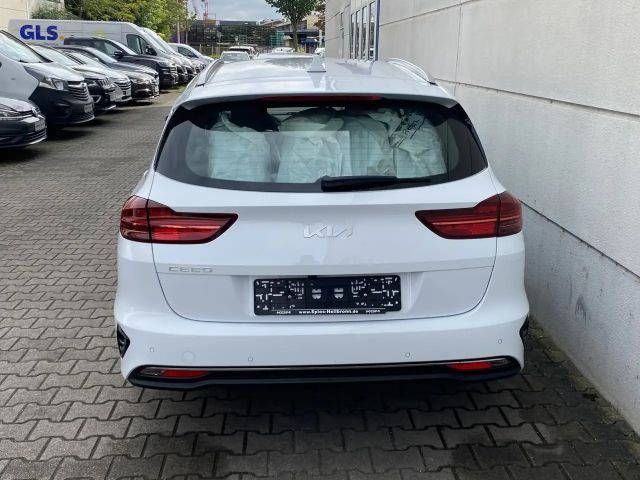 Kia Ceed CRDi Hybrid Vision