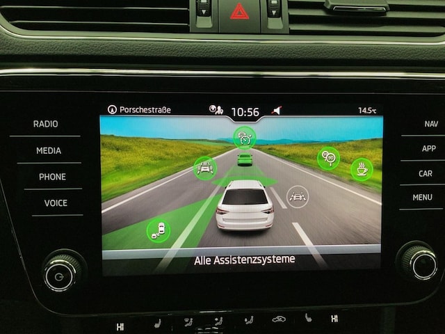 Skoda Superb 2.0 TDI Combi Style Style