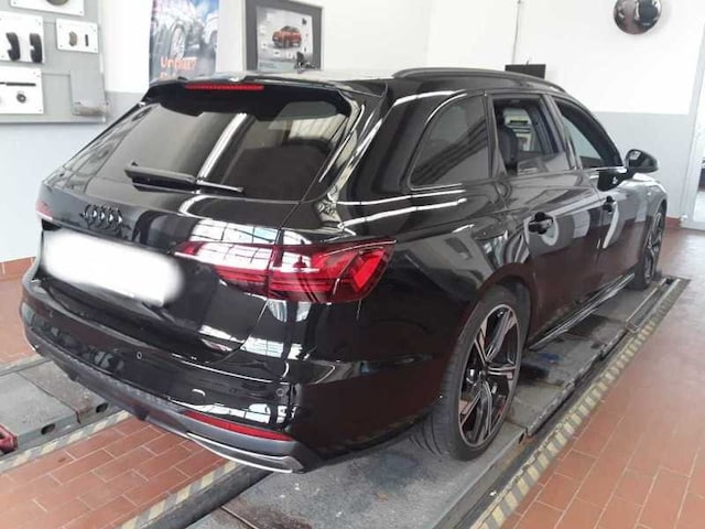 Audi A4 40 TDI Avant S-Line S-Tronic