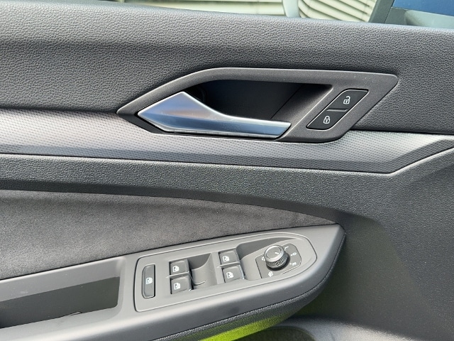 Volkswagen Golf 1.5 eTSI DSG Golf VIII