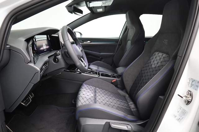 Volkswagen Golf DSG R-Line