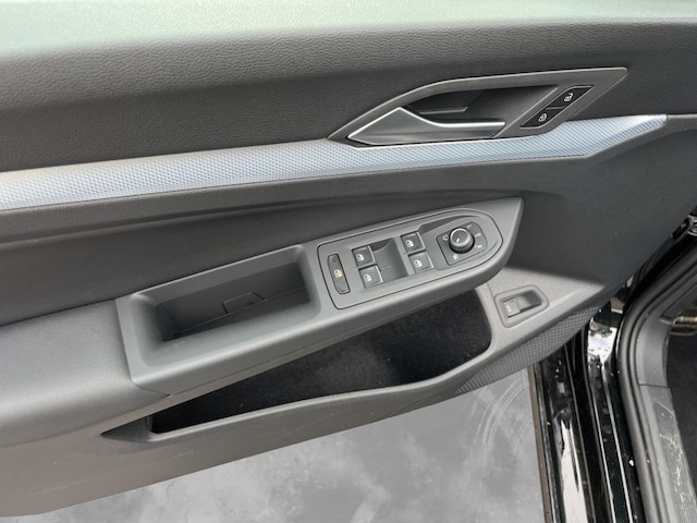 Volkswagen Golf 1.5 eTSI DSG Plus Variant