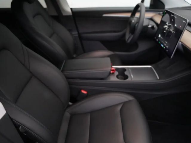 Tesla Model Y AWD Long Range