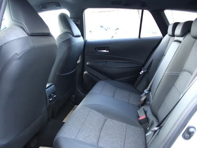 Toyota Corolla Active Hybride Touring