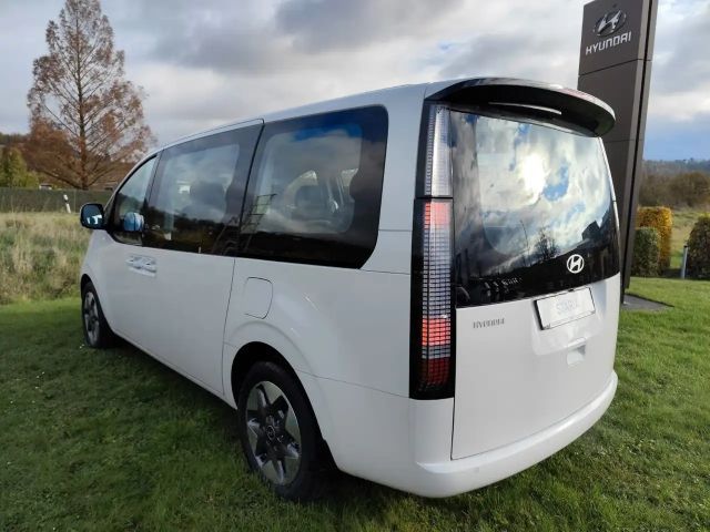 Hyundai Staria Trend