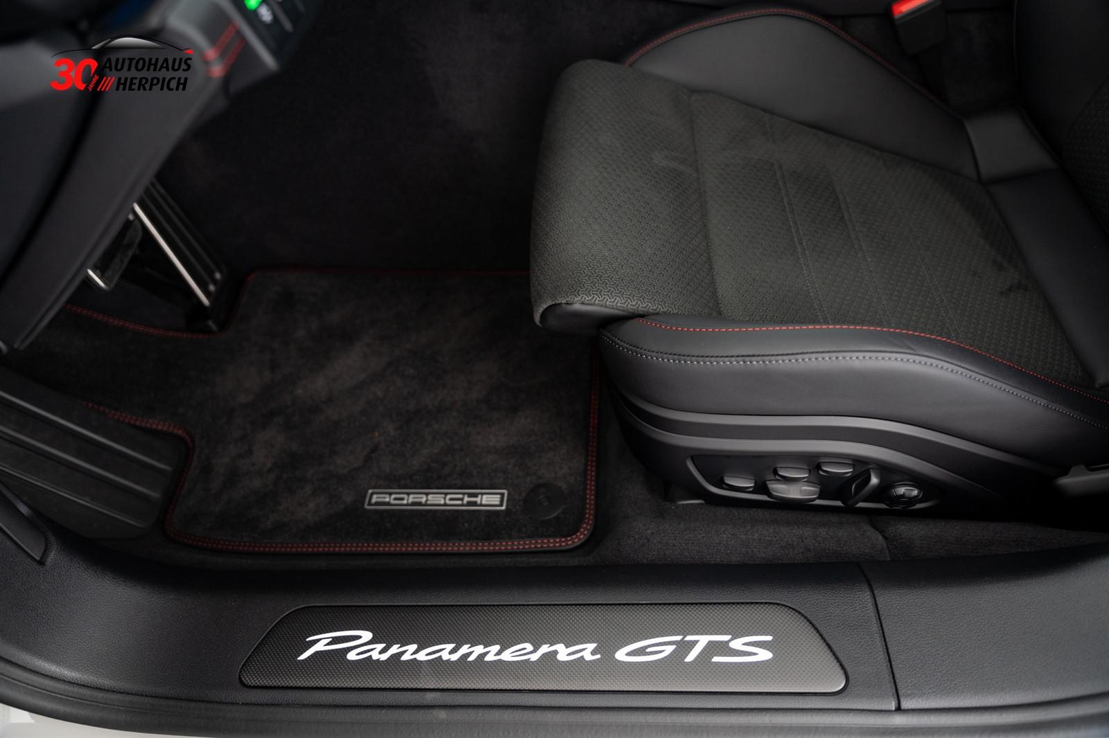 Porsche Panamera GTS