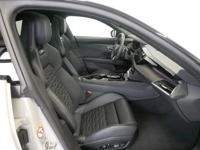 Audi RS e-tron GT MATRIX PANO HEAD-UP B&O 360° 4xSHZ